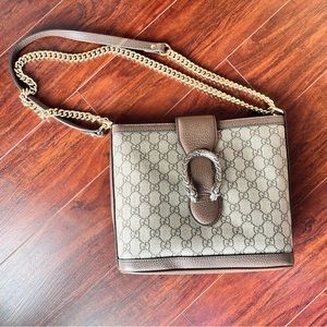 Cross body bag